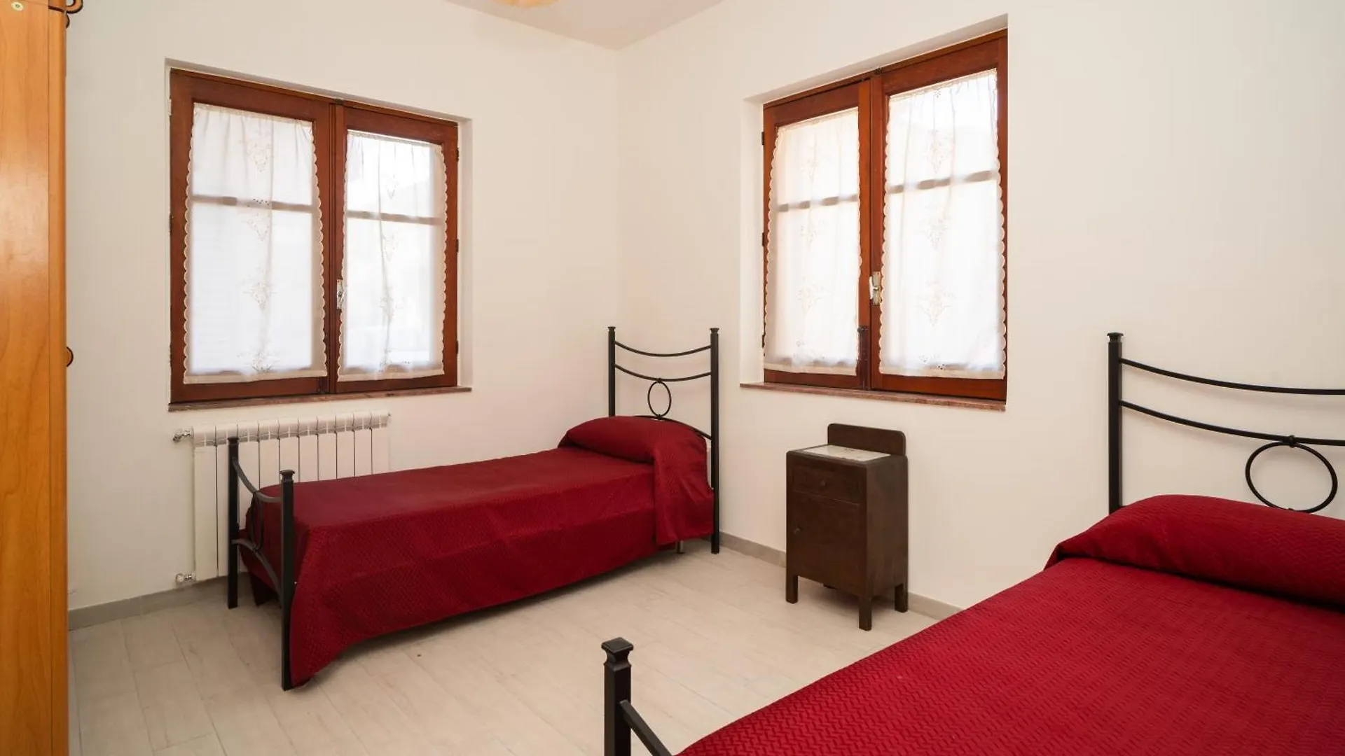 Alkantara Holiday Francavilla di Sicilia 0*,